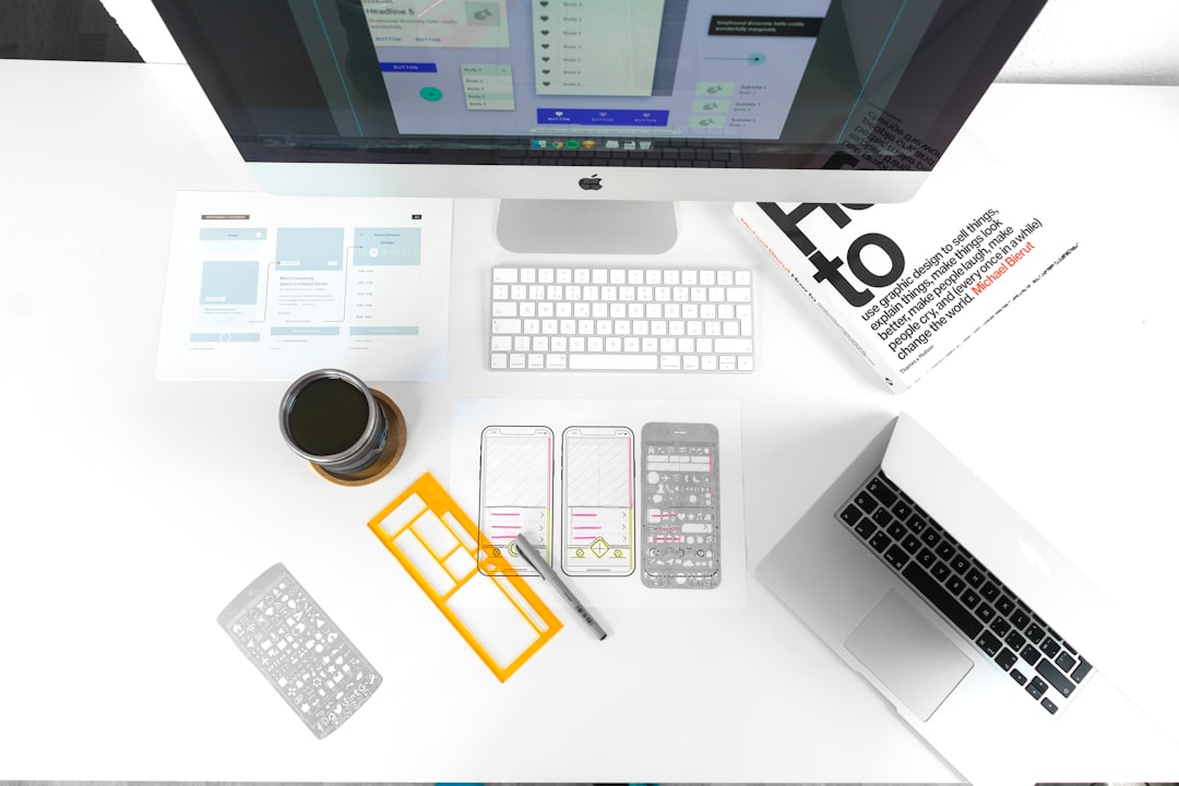 This photo is taken by Lubos Volkov for UX Store while giving a tips on how to become better designer.
After your reach certain skill level is it harder and harder to get any better … In order to progress you need to constantly push yourself to the limits and learn new things … Photo: https://www.instagram.com/lubosvolkov/ For: https://uxstore.com